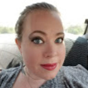 Meet your Posher, Lydia